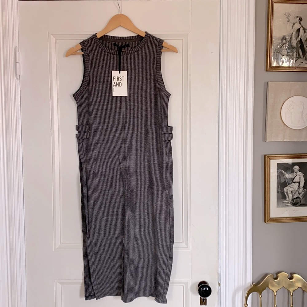 Grey long tank top